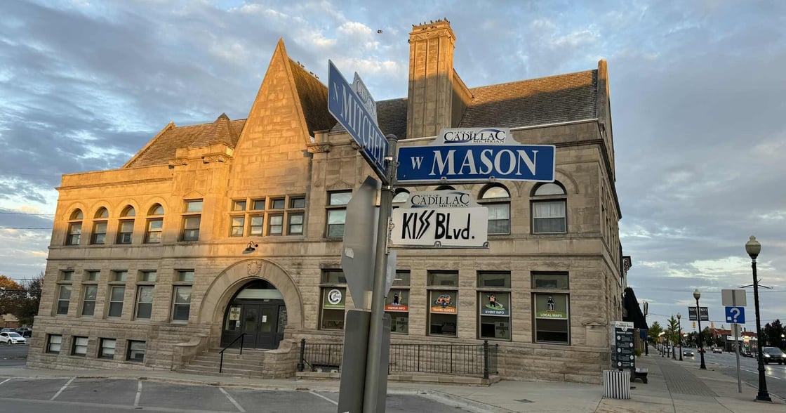 af5997cf-c679-4f64-bf65-b483c0122ac2-1